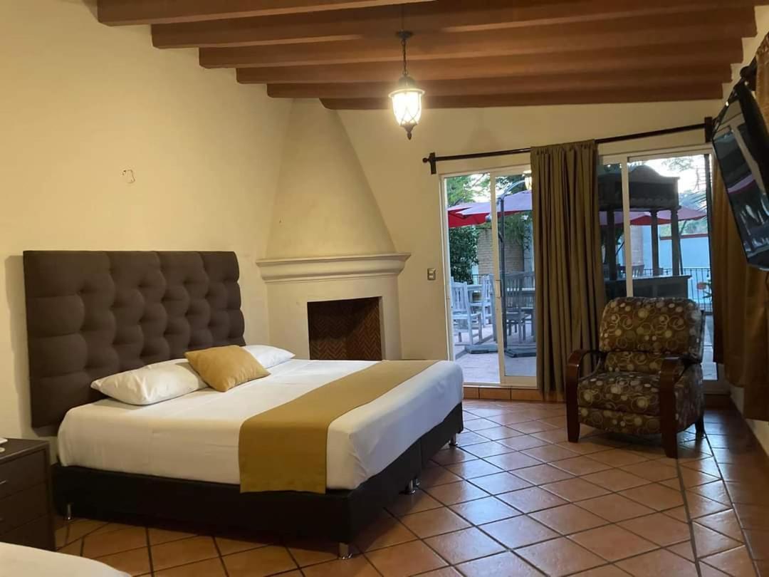 Hotel Casa Maria Emilia Cuernavaca Exterior foto